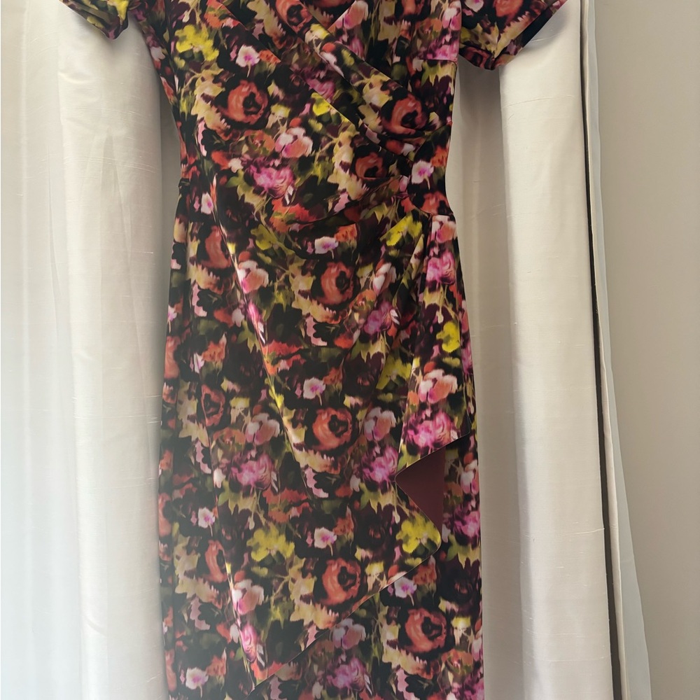 Chiara Boni Charisse cocktail dress. Size 10. NWT. ‘Artist Garden’ floral print. - Picture 2 of 11